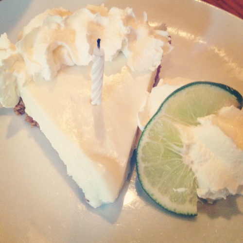 Our waitress was amazing and gave me free keylime pie to celebrate my special day.