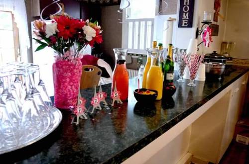 My favorite thing: a mimosa bar. Photo courtesy of B. Roons.